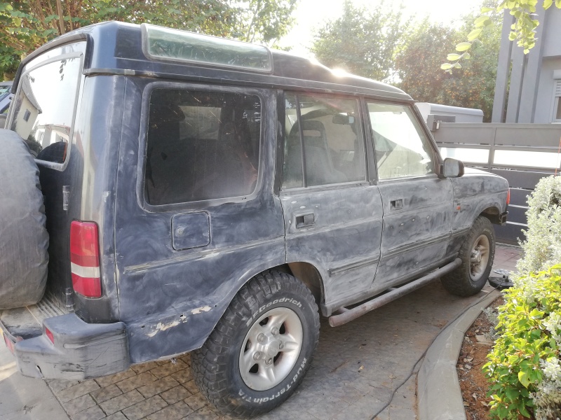 Land Rover Discovery sanded - side view